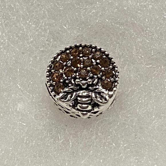 NEW•Silver Bee HoneyComb DIY charm - Picture 3 of 5